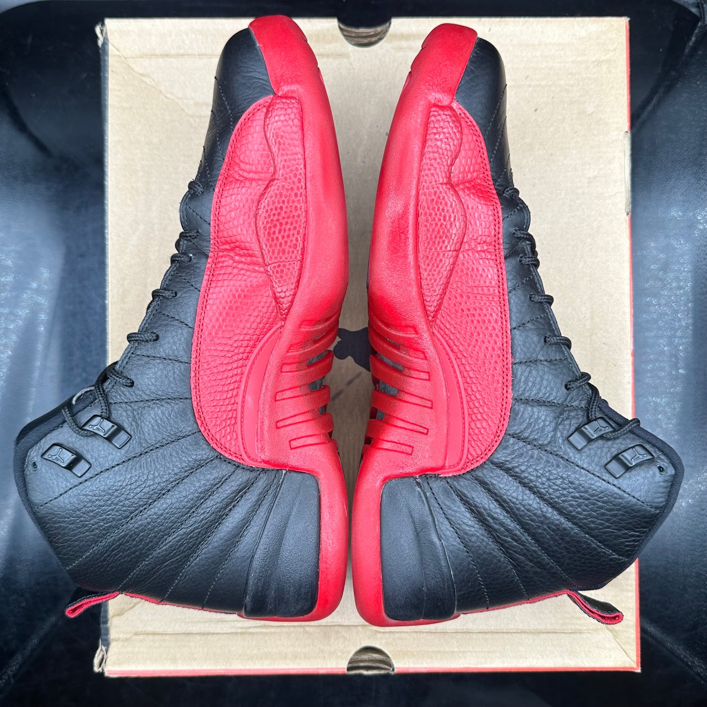 PRE-OWNED Jordan 12 Flu Game SZ 11