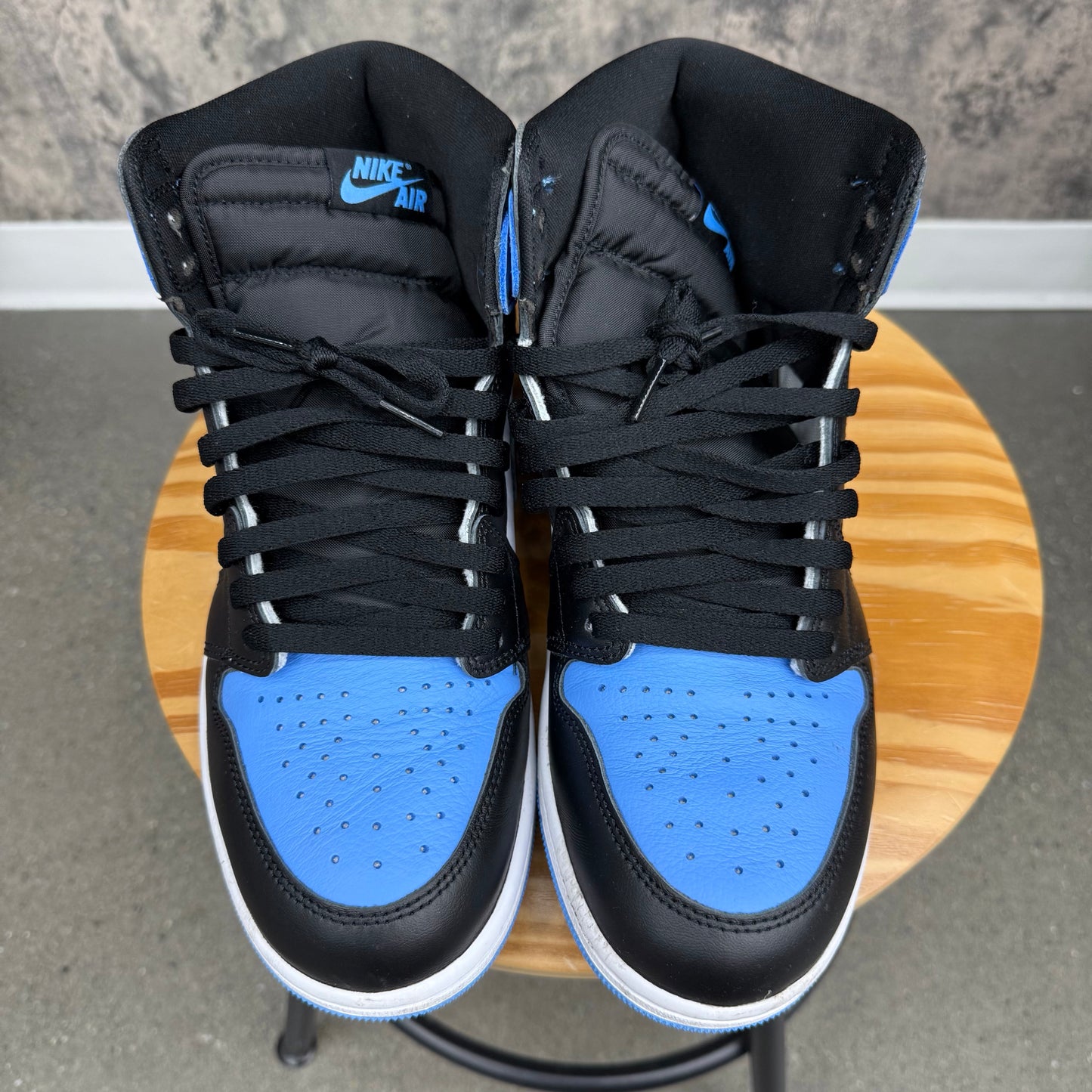 PRE-OWNED Jordan 1 UNC Toe SZ 10.5
