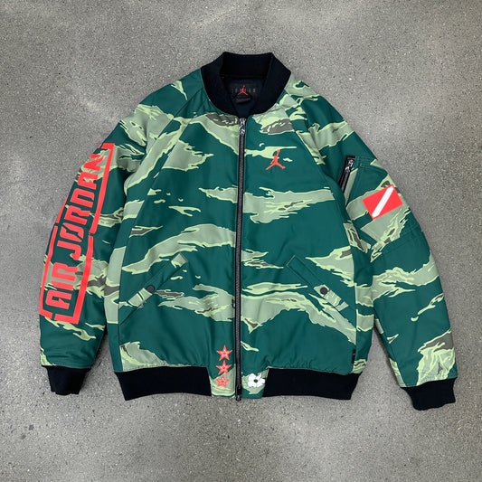 Jordan Flight Bomber Camo Jacket SZ L