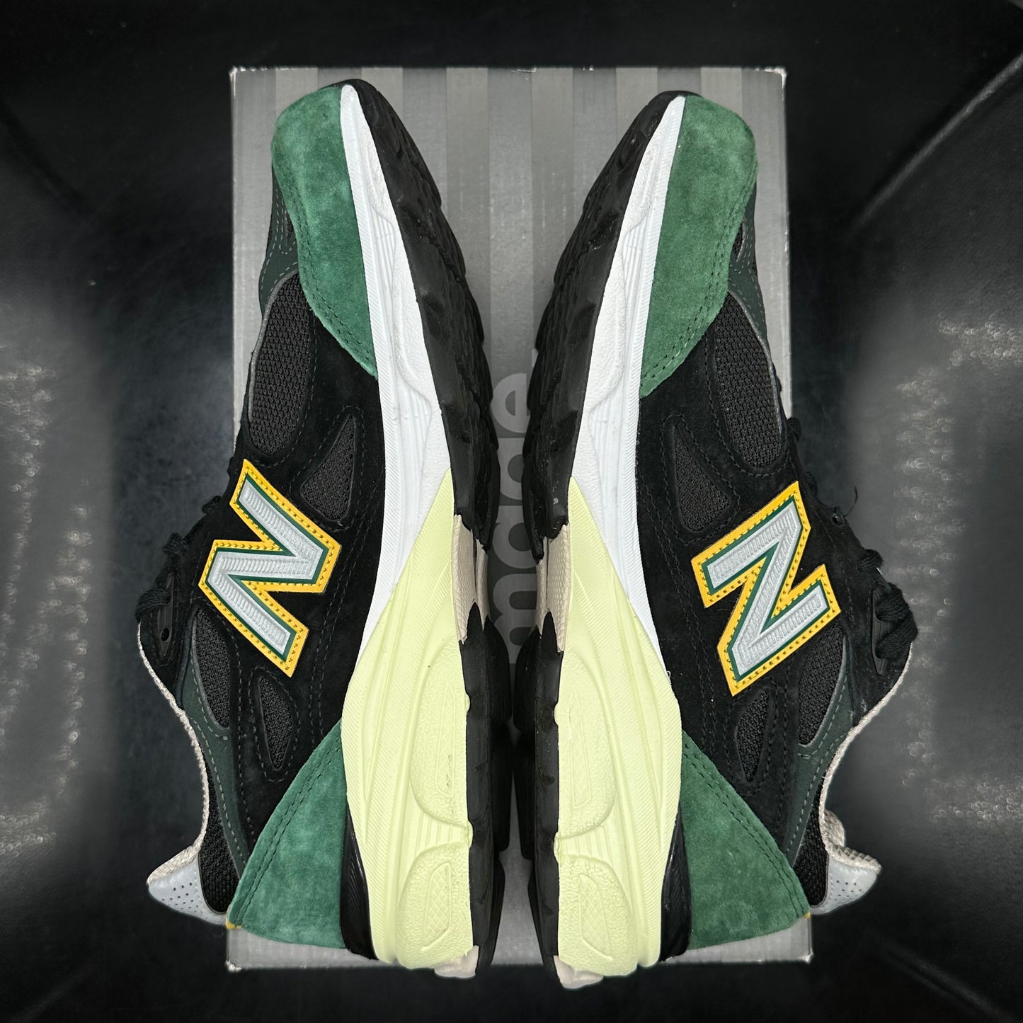 PRE-OWNED New Balance 990v3 MiUSA Black Green Yellow SZ 8