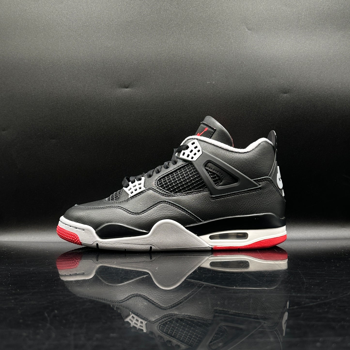 (PRE-OWNED) Jordan 4 Bred Reimagined SZ 8.5