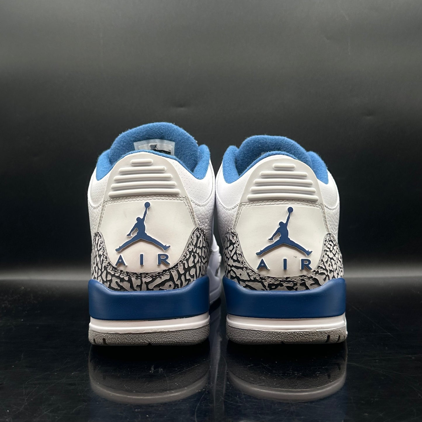 PRE-OWNED Jordan 3 True Blue SZ 9