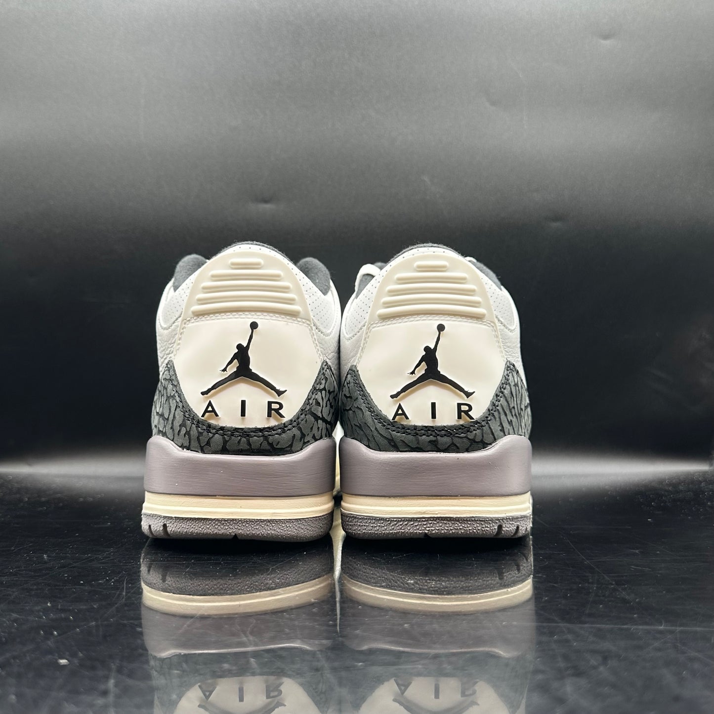 (PRE-OWNED) Jordan 3 Cement Grey SZ 10