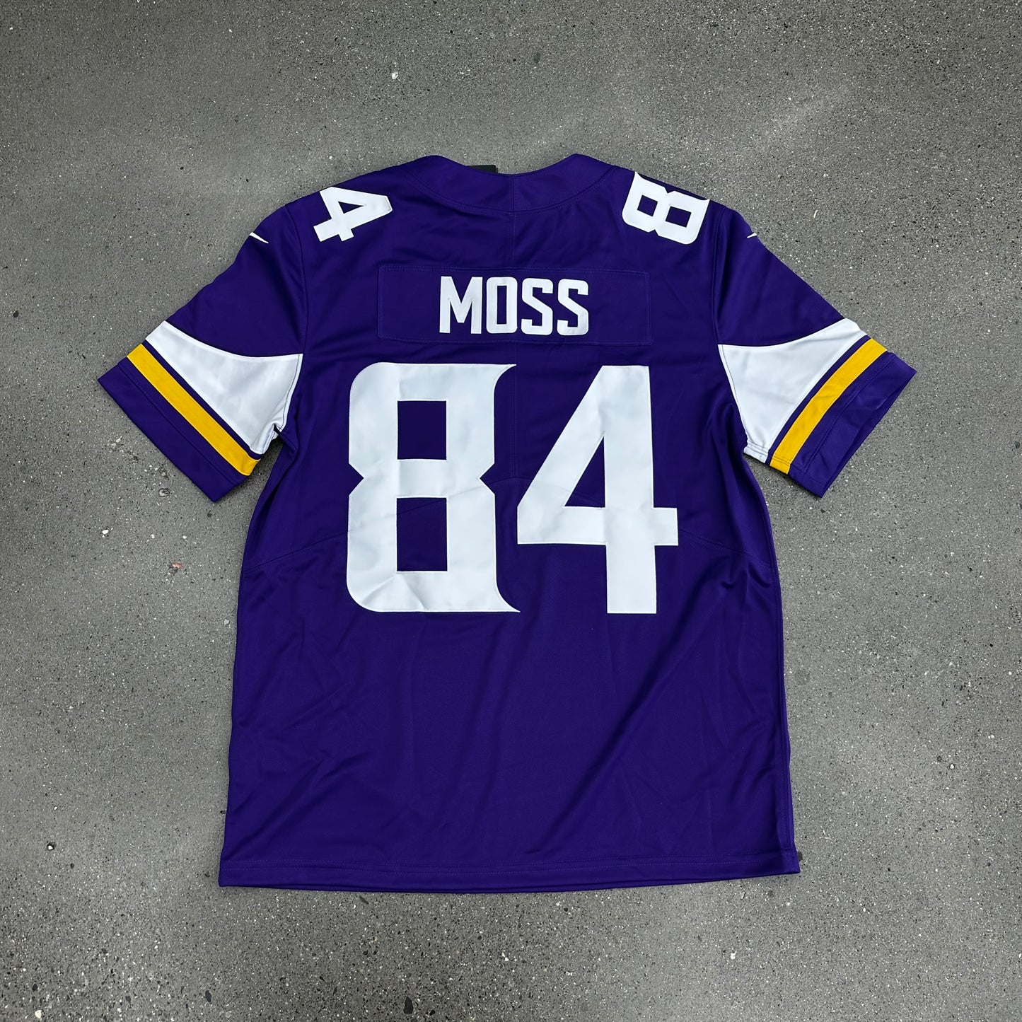 Randy Moss Jersey SZ M (NEW)