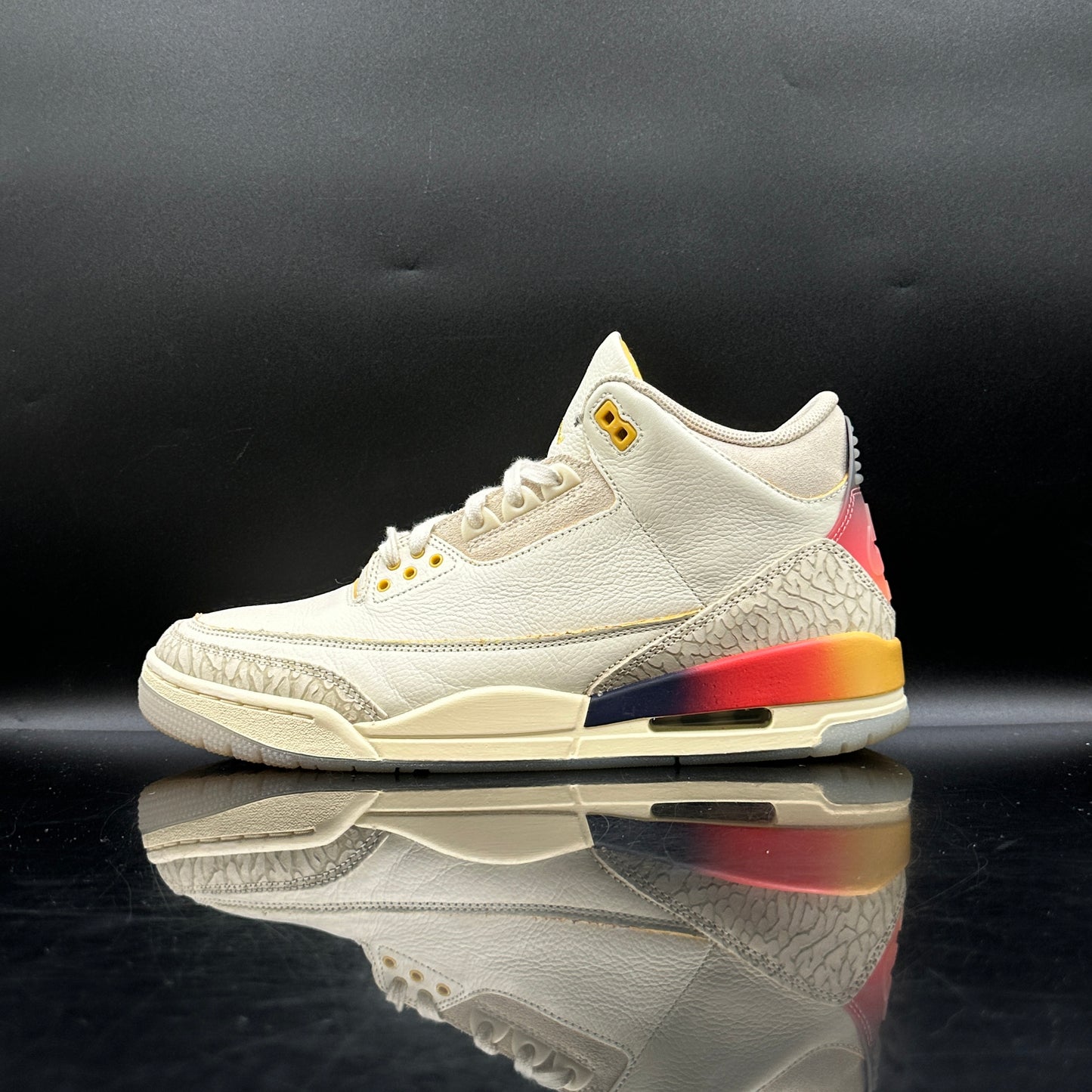 PRE-OWNED Jordan 3 J Balvin Medellín Sunset SZ 11