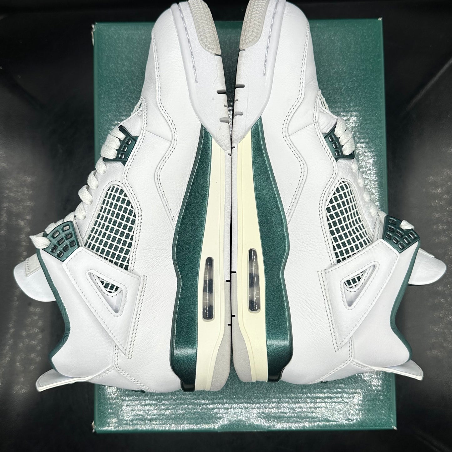 (PRE-OWNED) Jordan 4 Oxidized Green SZ 9.5