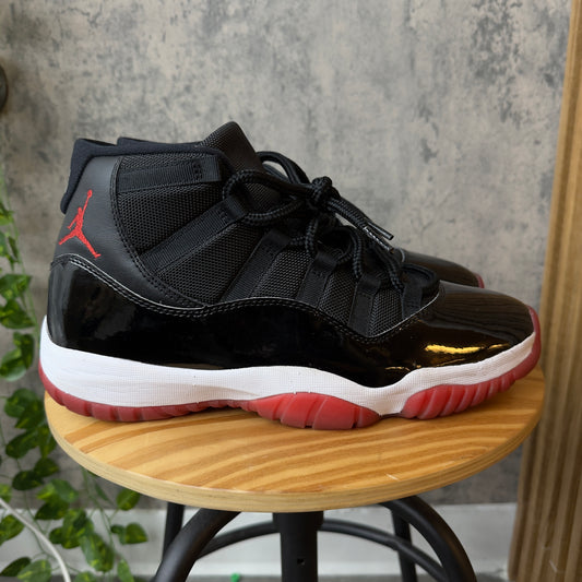 (PRE-OWNED) Jordan 11 Bred High SZ 10.5