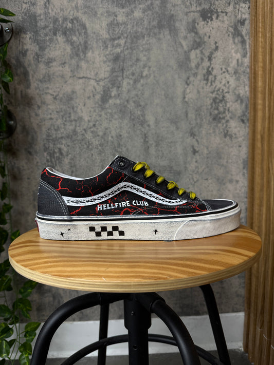 Vans Stranger Things Hellfire Club SZ 10.5 (DS)