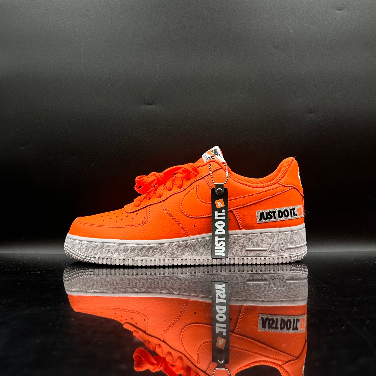 Nike Air Force 1 Just Do It Orange SZ 8.5 (DS)