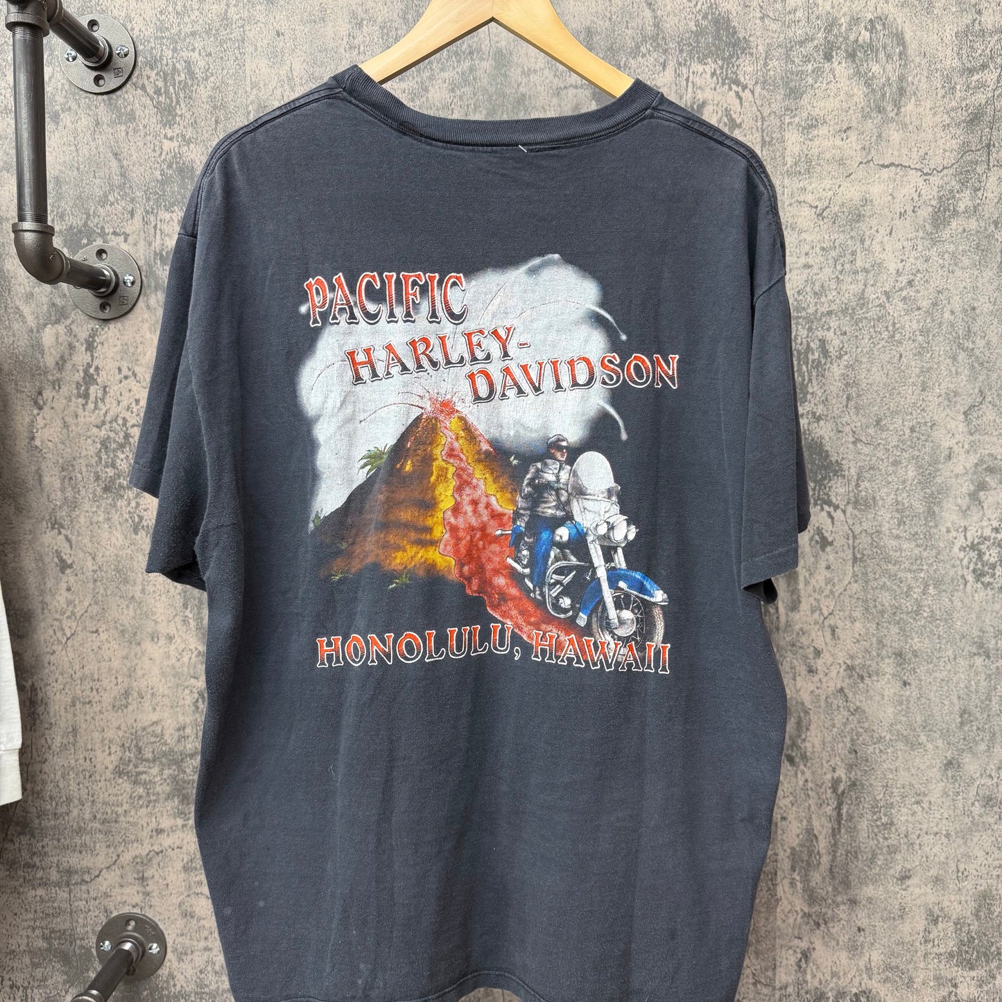 1989 3D Emblem Harley Honolulu Volcano Tee SZ XL