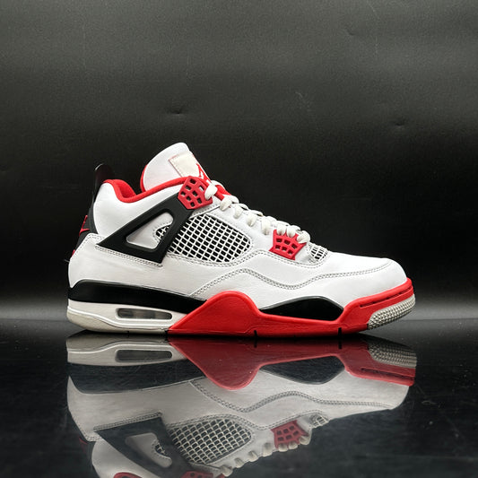 PRE-OWNED Jordan 4 Fire Red SZ 11