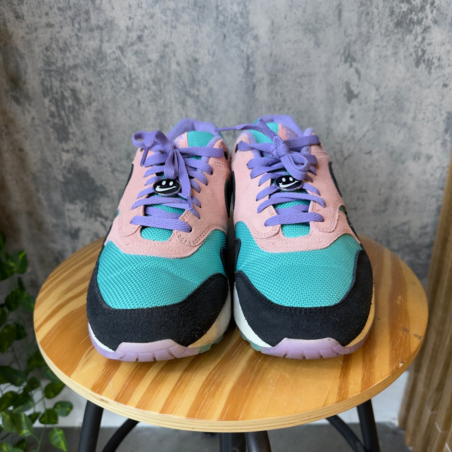 PRE-OWNED Nike Air Max Day SZ 13