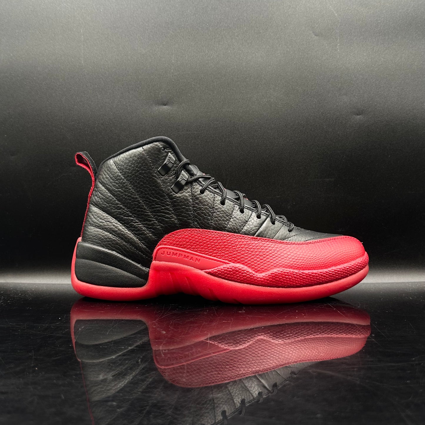 PRE-OWNED Jordan 12 Flu Game SZ 9