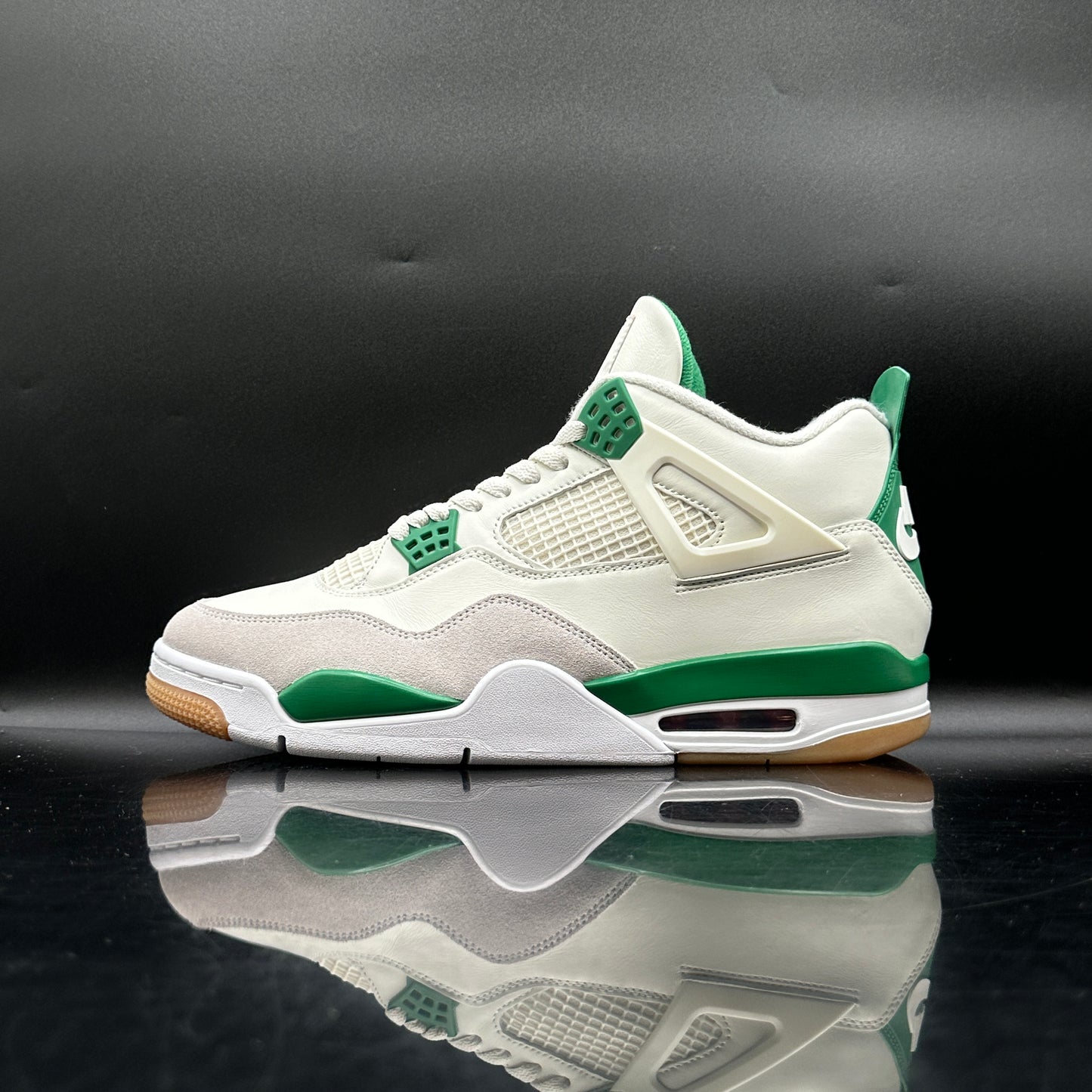 (PRE-OWNED) Jordan 4 SB Pine Green SZ 12