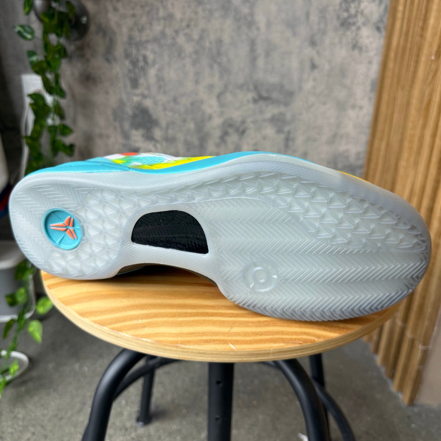 Kobe 8 Venice Beach SZ 11.5 (DS)