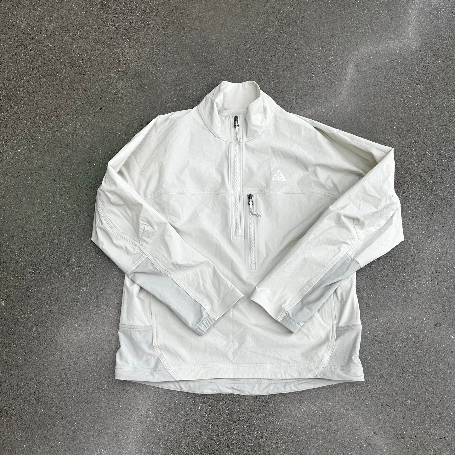 Nike ACG QTR Zip SZ M (NEW)