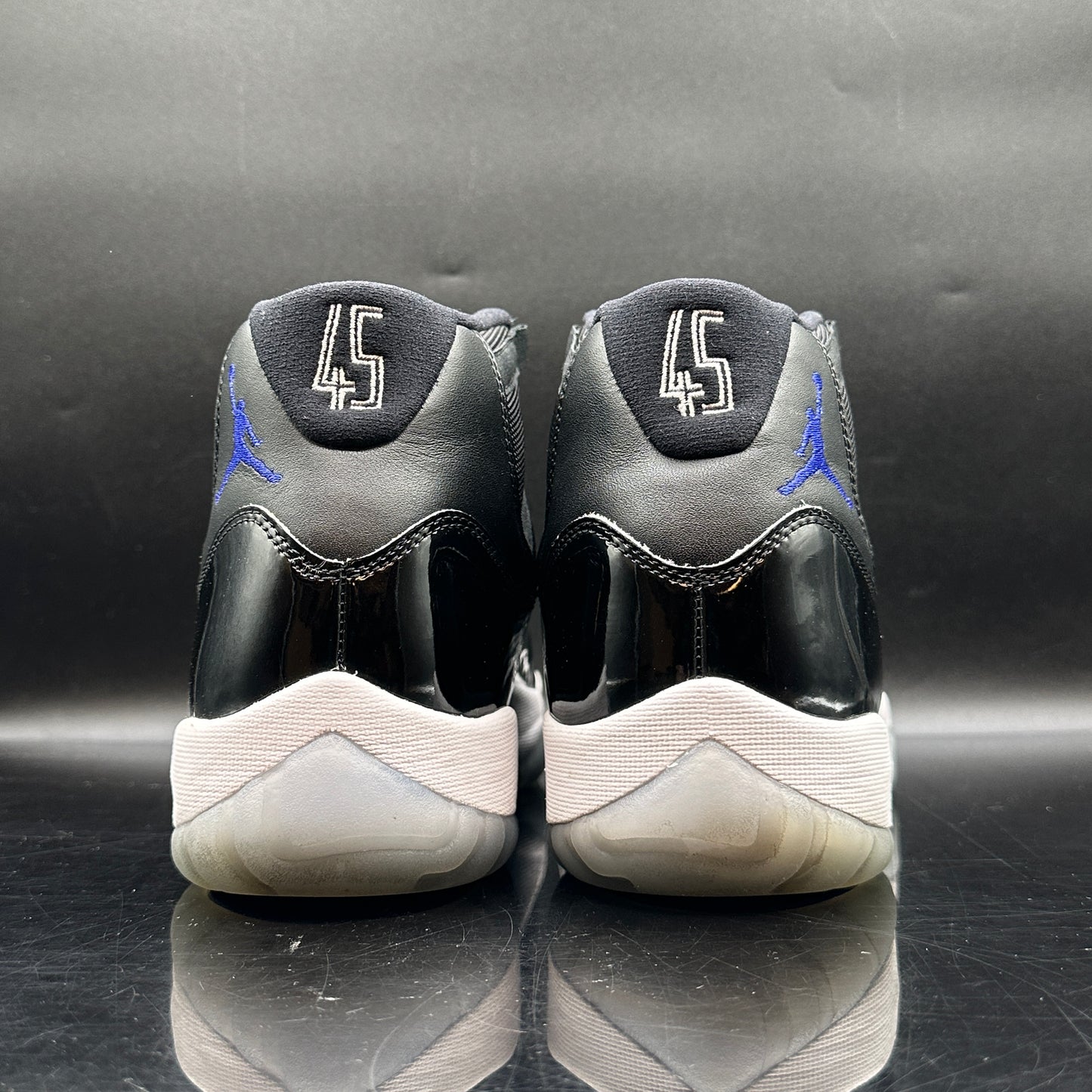 PRE-OWNED Jordan 11 Space Jam SZ 10