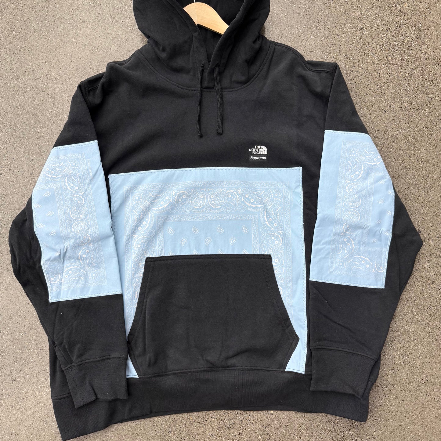 The North Face Supreme Bandana Powder Blue Jacket SZ XL (NEW)
