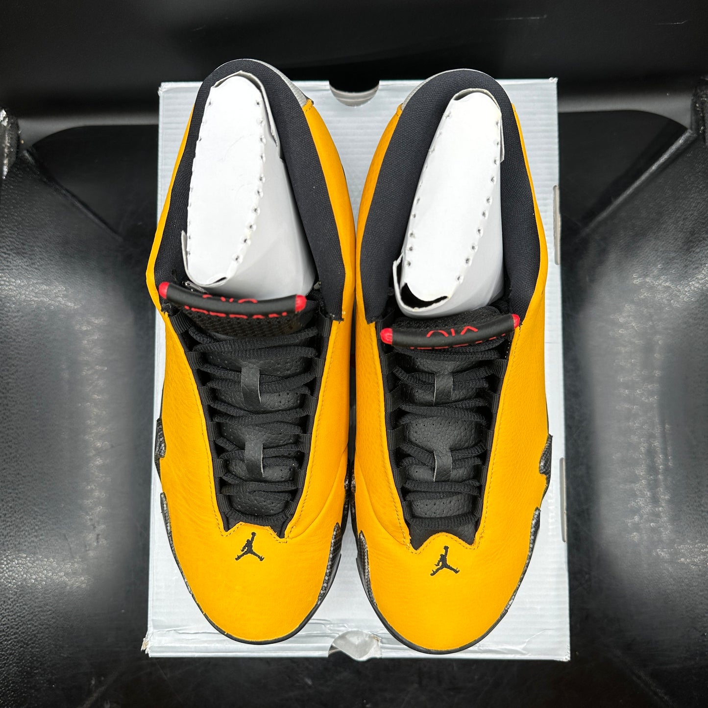 Jordan 14 University Gold SZ 10 (DS)