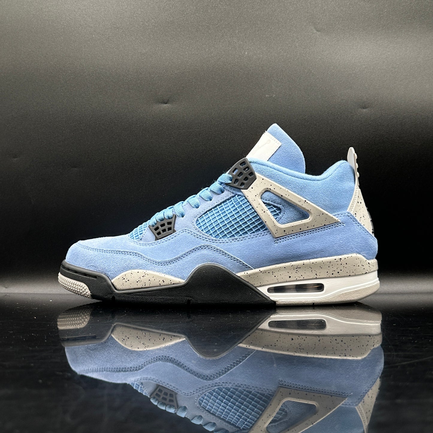 PRE-OWNED Jordan 4 UNC SZ 12