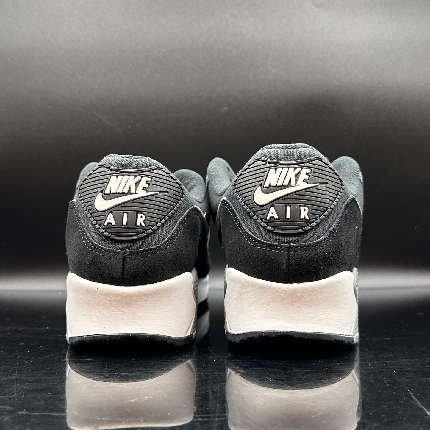 Nike Air Max 90 Off-Noir SZ 9.5 (DS)