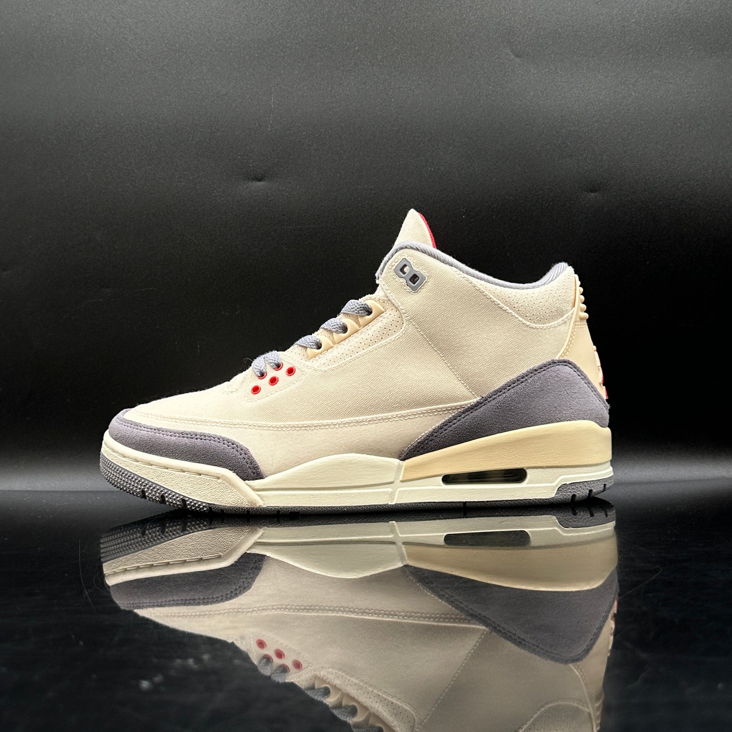 PRE-OWNED Jordan 3 Muslin SZ 10