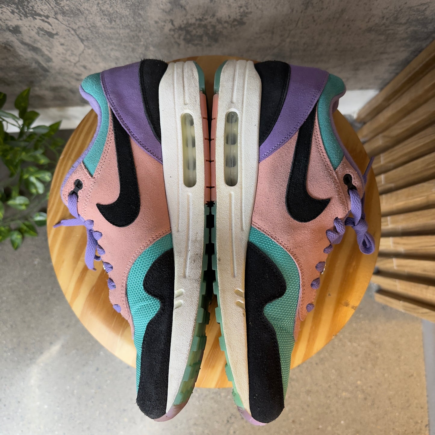 PRE-OWNED Nike Air Max Day SZ 13