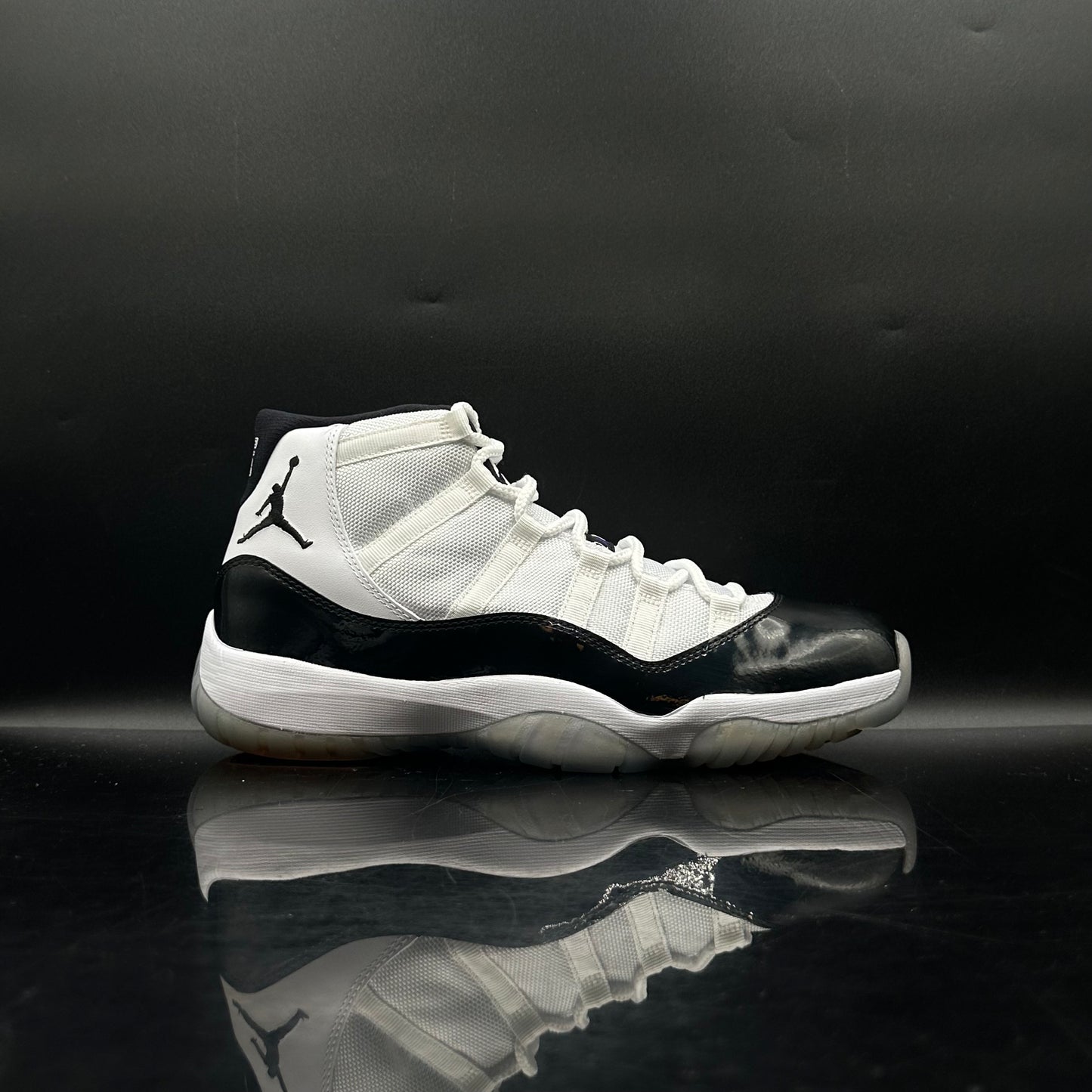 Jordan 11 Concord SZ 9.5 (DS) (2011)