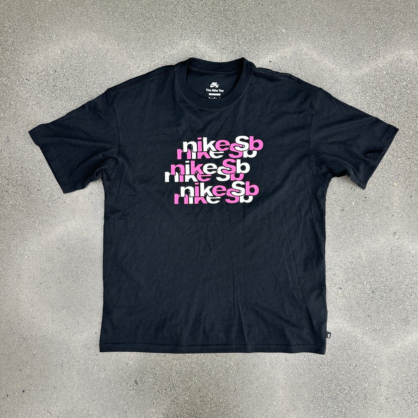 Nike SB Monogram Tee Black SZ M (NEW)