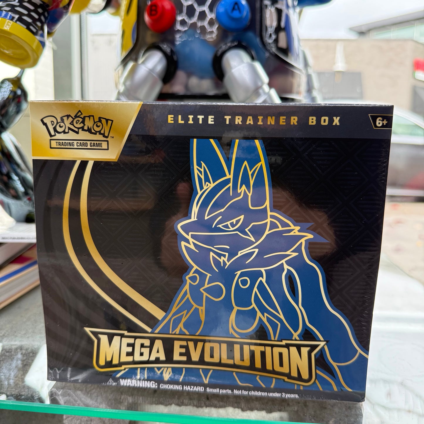 Mega Evolution ETB (Lucario)