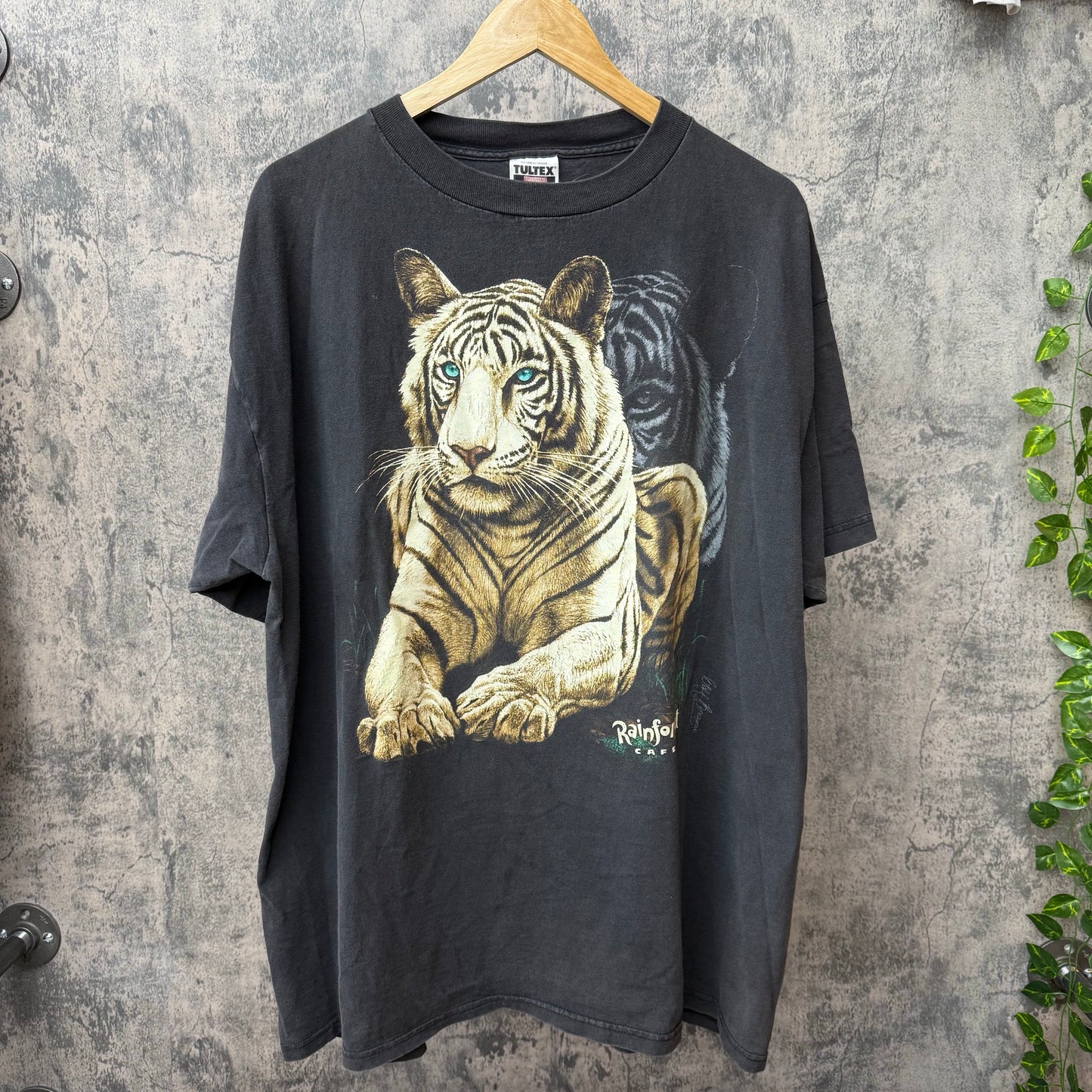 90s Rainforest Cafe White Tiger Nature Tee SZ 2XL