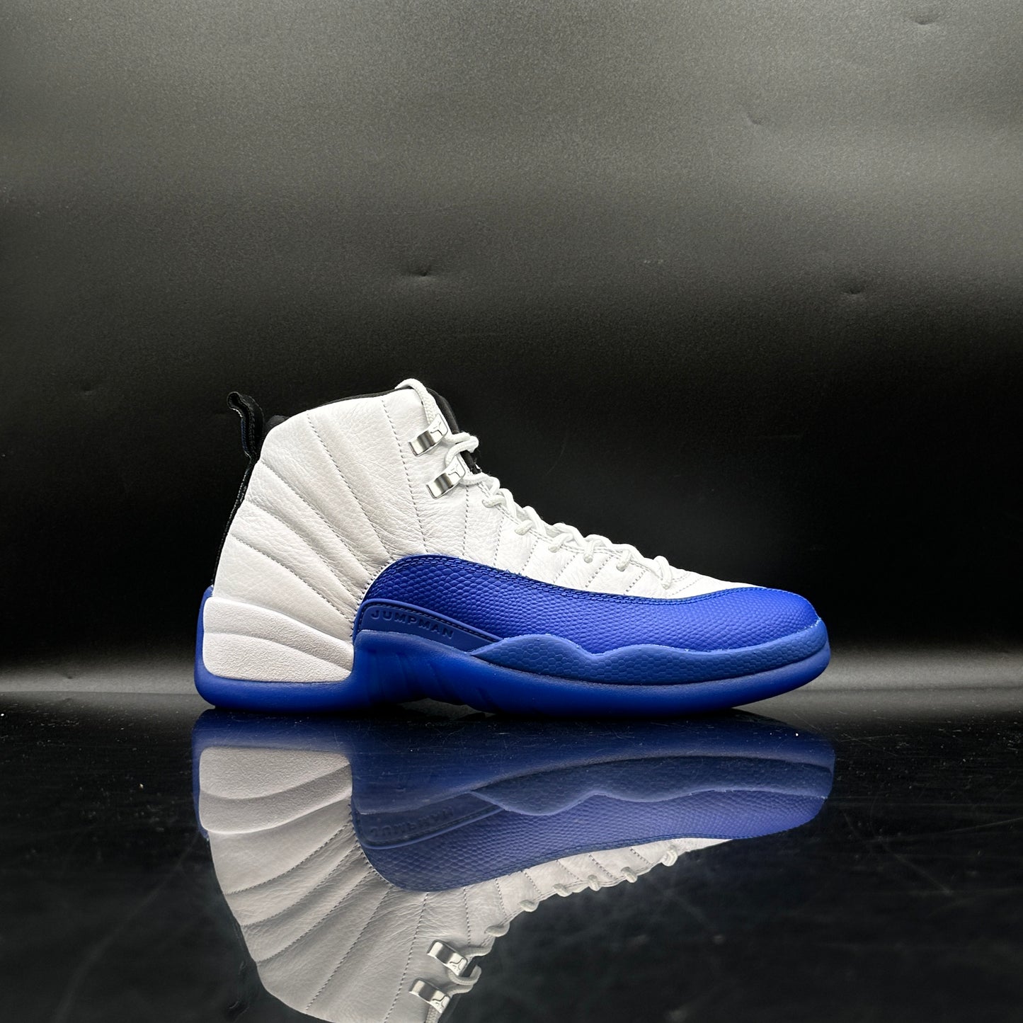 Jordan 12 Blueberry Size 8.5 (DS)
