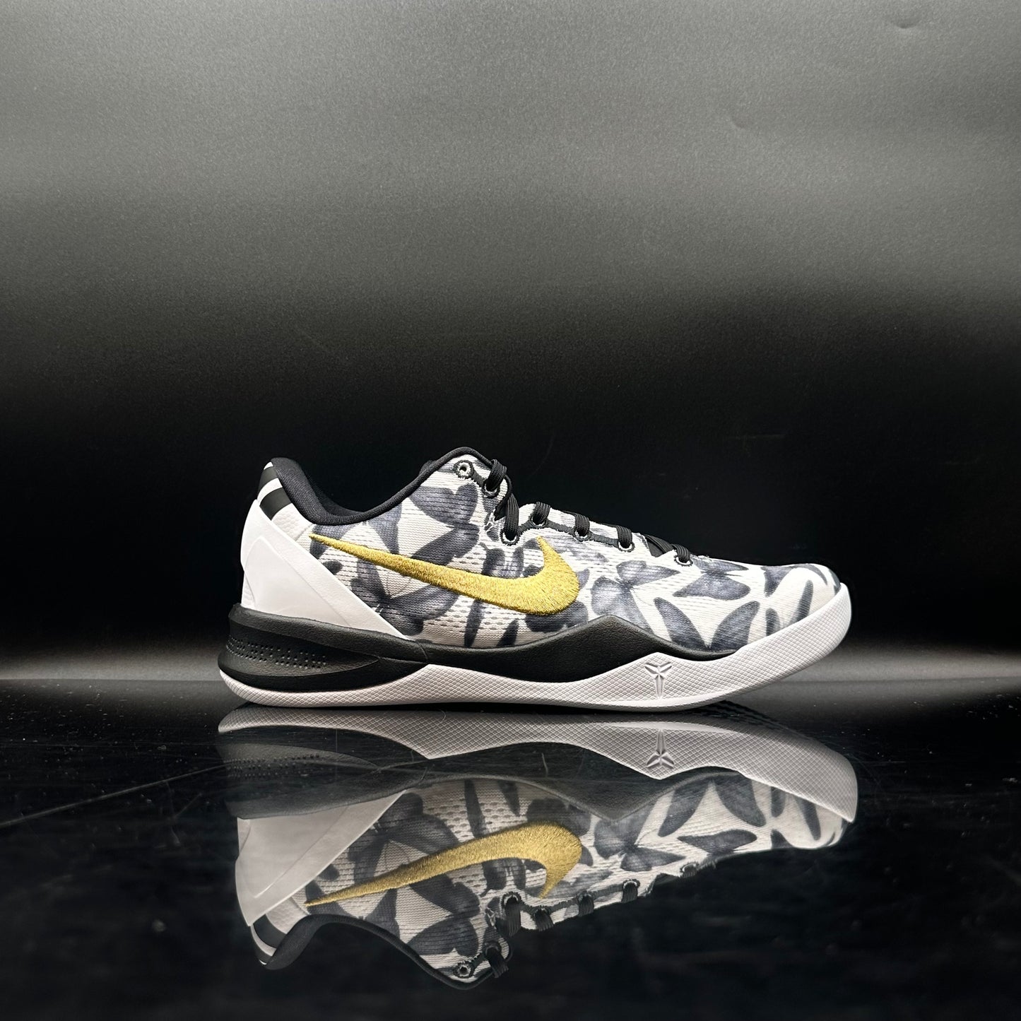 Nike Kobe 8 Mambacita Gigi SZ 8.5 (DS)