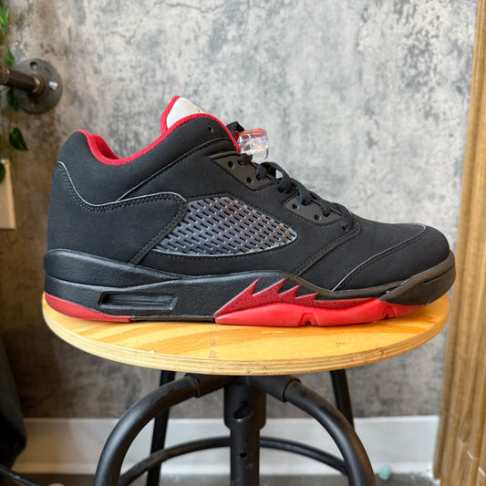 (PRE-OWNED) Alternate Bred Jordan 5 Low SZ 10.5