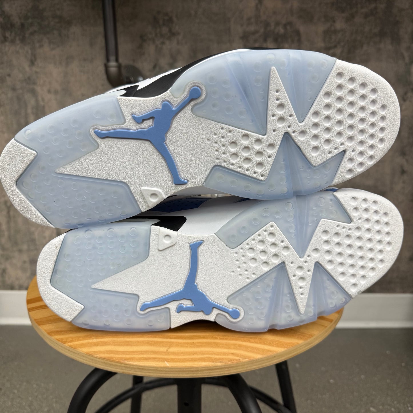 Jordan 6 UNC SZ 11 (DS)