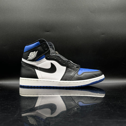 PRE-OWNED Jordan 1 Royal Toe SZ 11