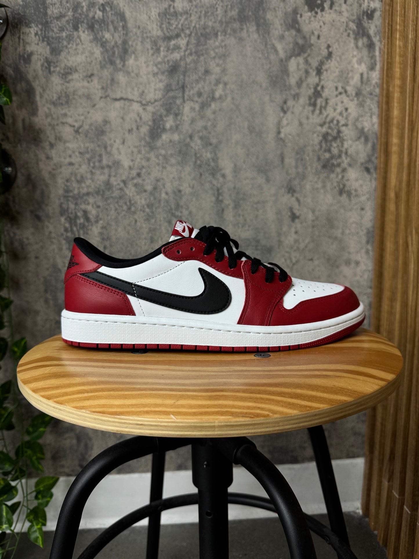 Jordan 1 Low Chicago SZ 10 (DS)