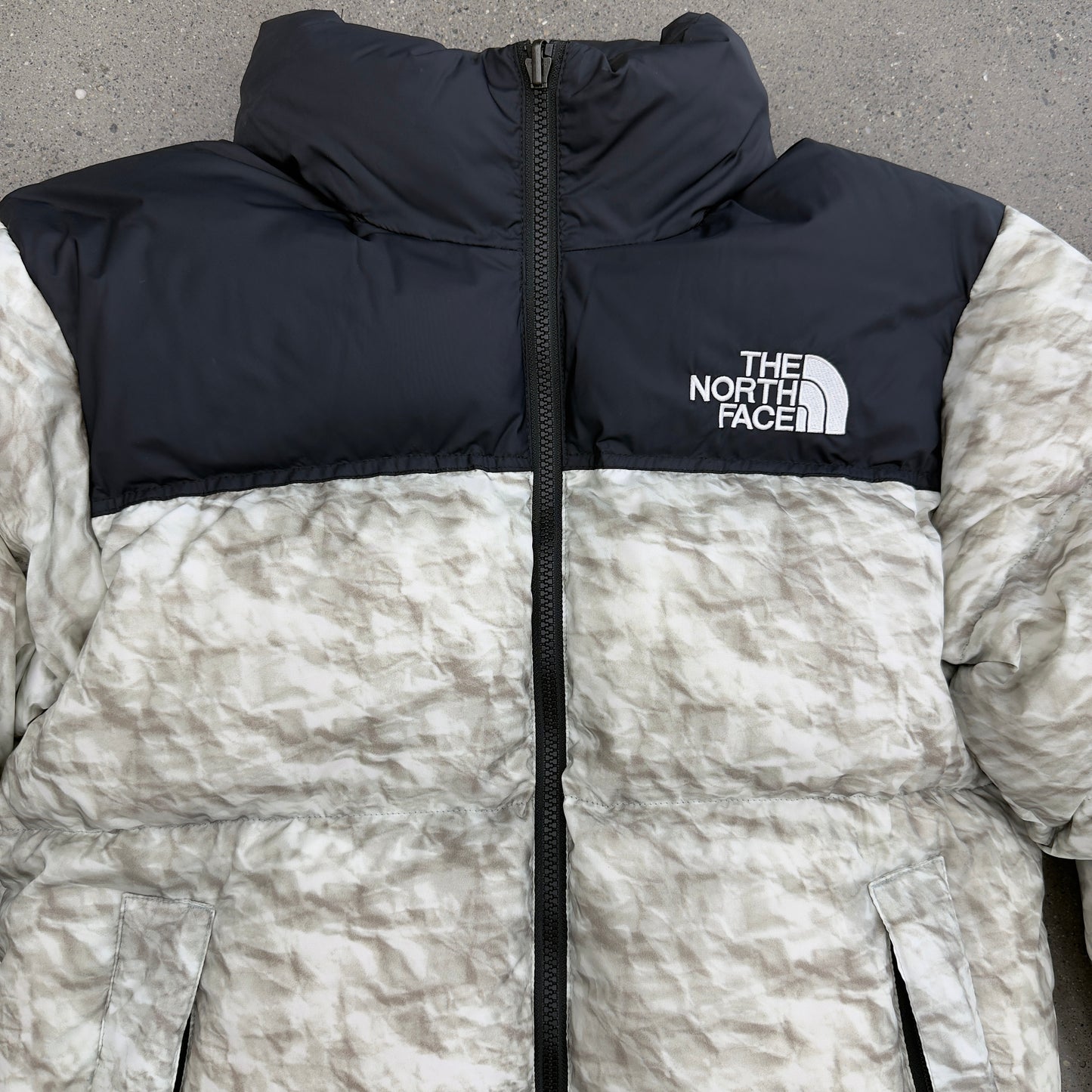 Supreme TNF Paper Print Nuptse Jacket SZ S