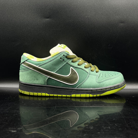 PRE-OWNED Nike SB Dunk Low Green Lobster Special Box SZ 9.5