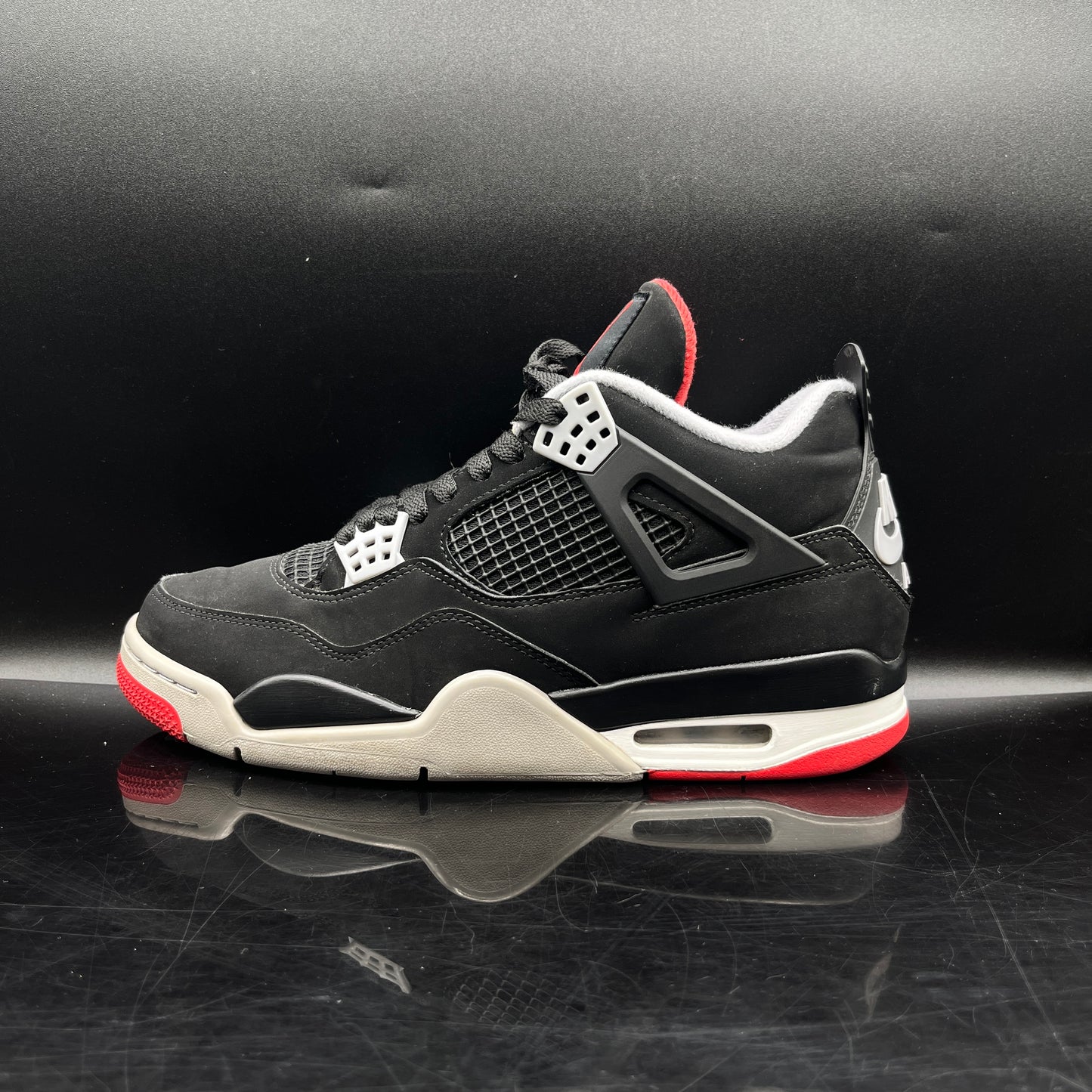 PRE-OWNED Jordan 4 Bred (2019) SZ 9