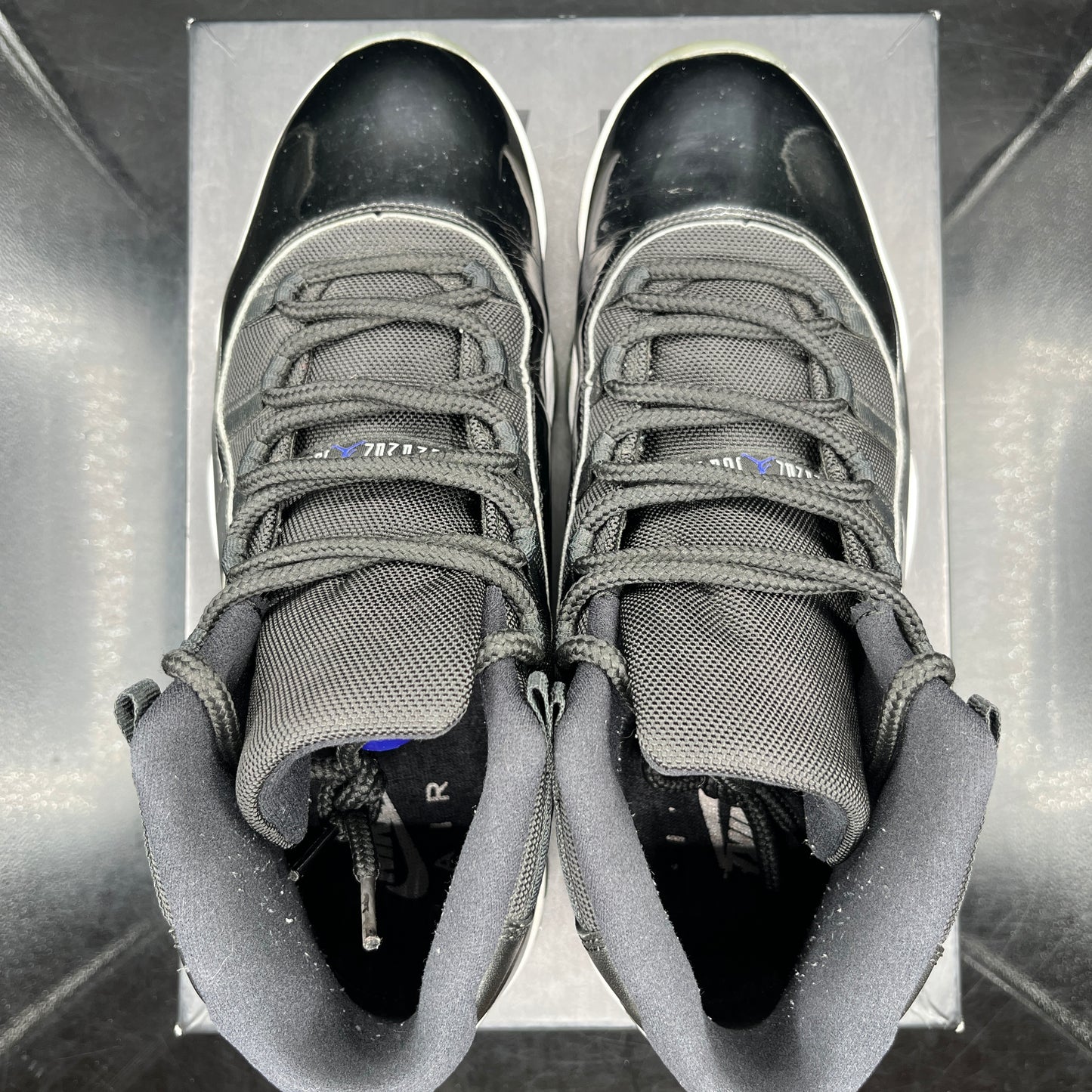 PRE-OWNED Jordan 11 Space Jam SZ 13