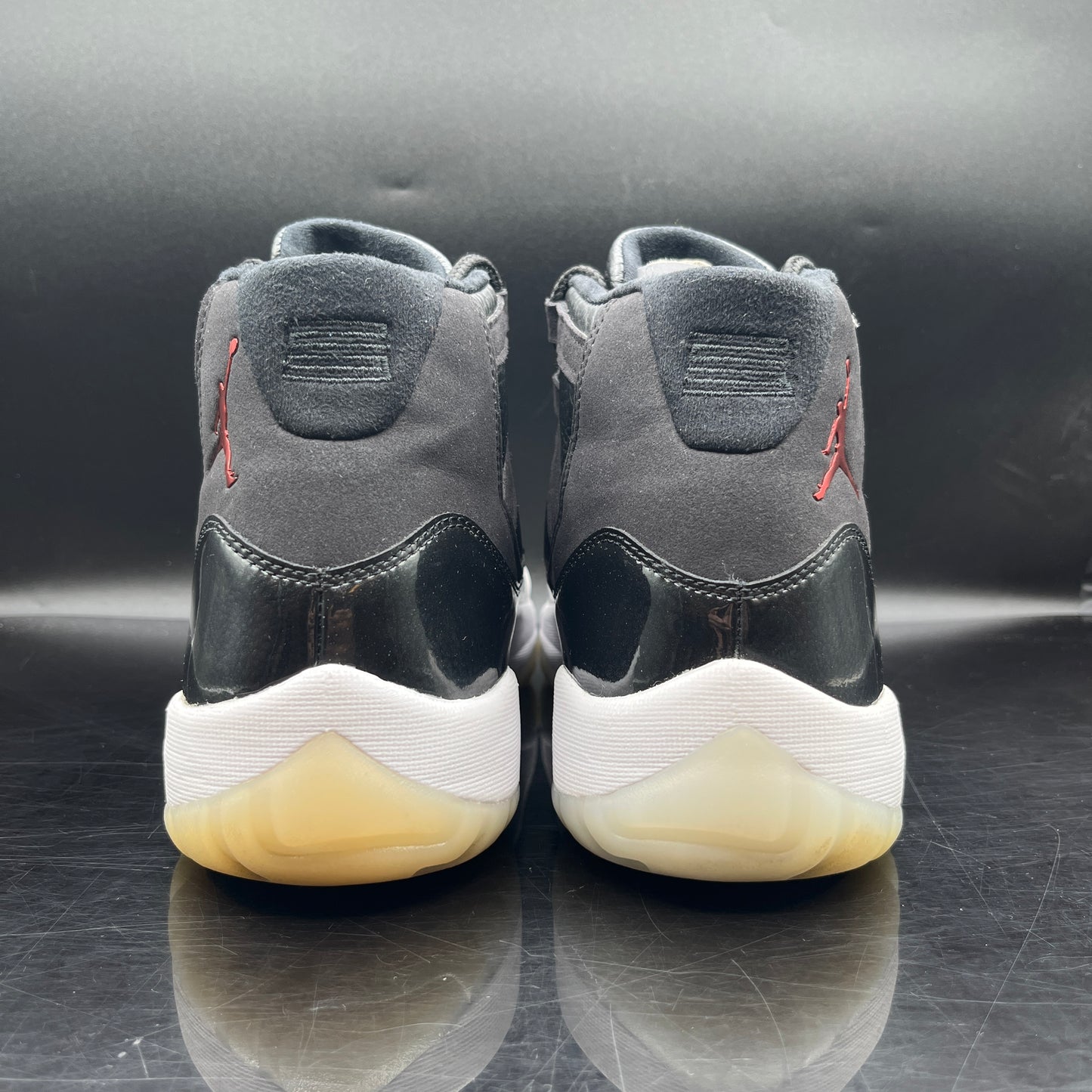 (PRE-OWNED) Jordan 11 72-10 SZ 11.5