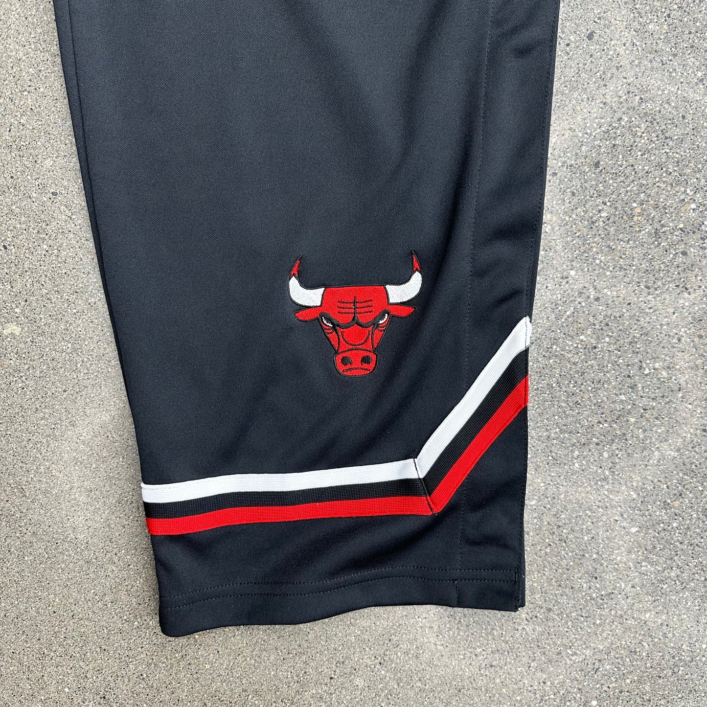 Bulls Breakaway Warm Up Pants SZ XL