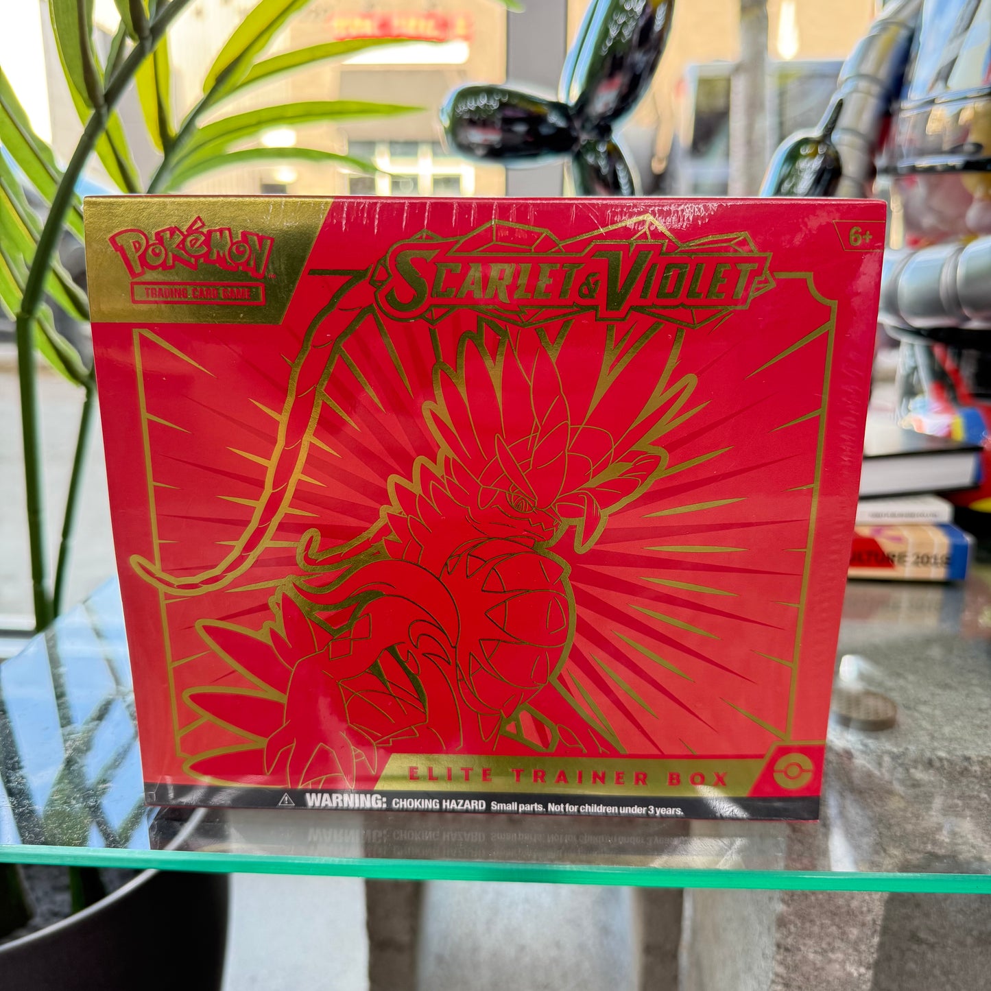 Scarlet & Violet Base ETB (RED) NEW