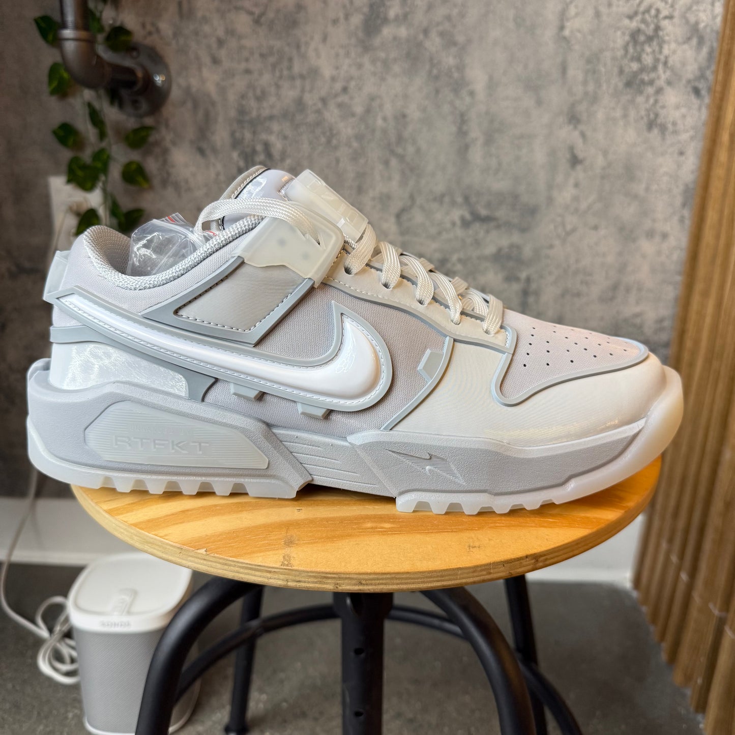 Nike RTFKT Ghost (1 of 8461) SZ 12 (DS)