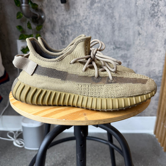 (PRE-OWNED) Yeezy 350v2 Earth SZ 8