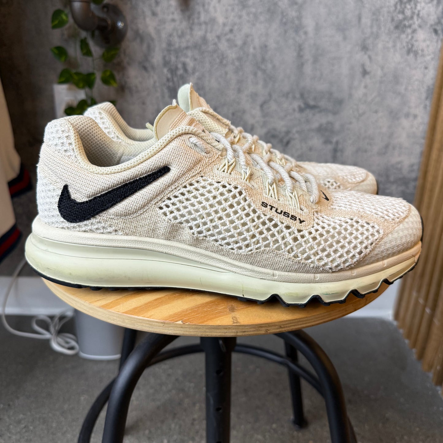 (PRE-OWNED) Stussy Air Max Fossil SZ 10.5