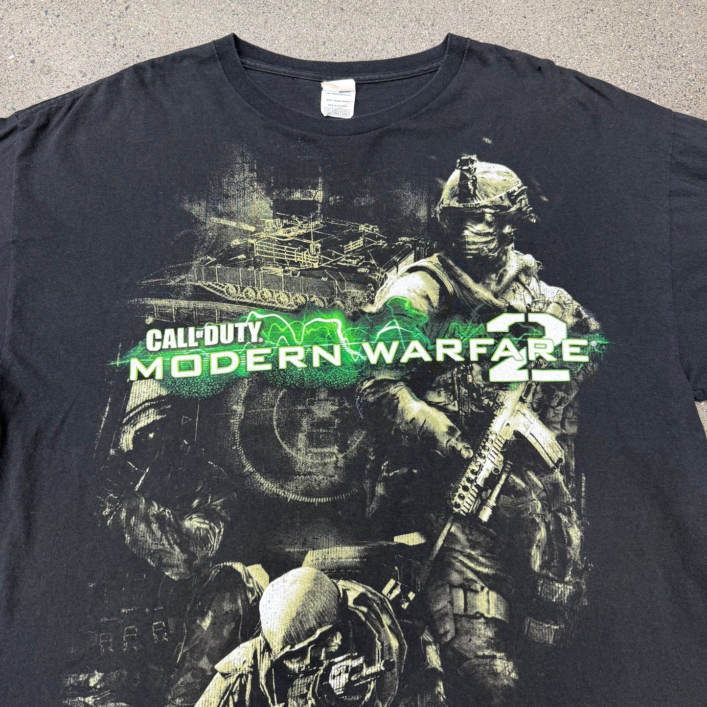Call of Duty Modern Warfare 2 AOP SZ XL