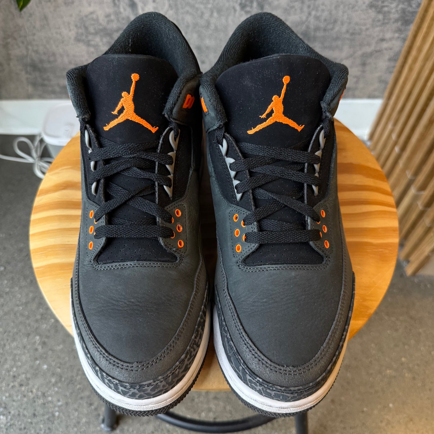 (PRE-OWNED) Jordan 3 Fear SZ 11.5