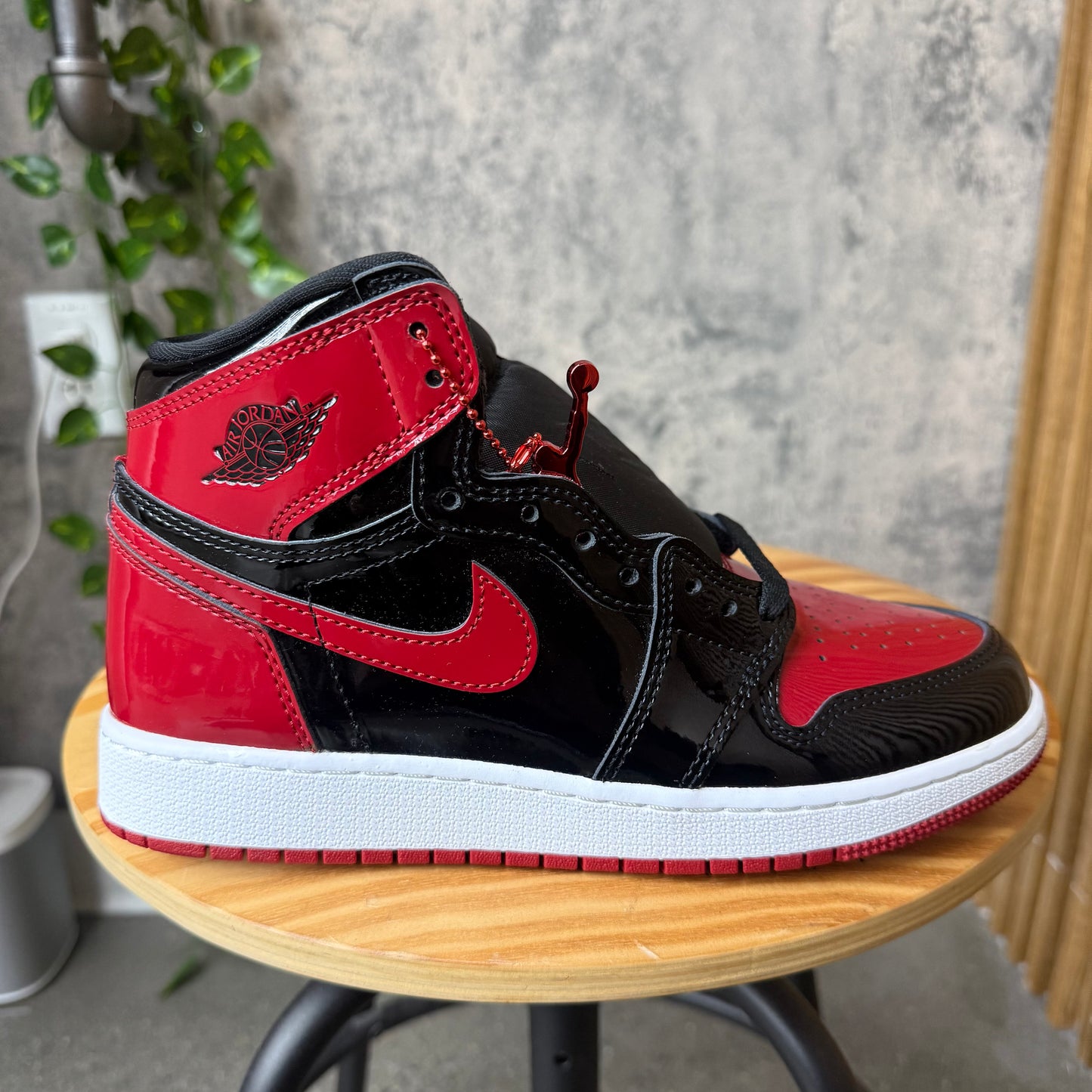 Jordan 1 Patent Bred (DS) SZ 6